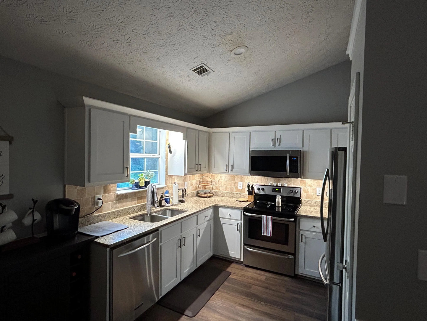 Custom Hardwood Shaker Cabinet Doors – Walnut, Cherry, Mahogany, Maple, White Oak | Made to Order Kitchen Cabinet Doors | Painted or Stained